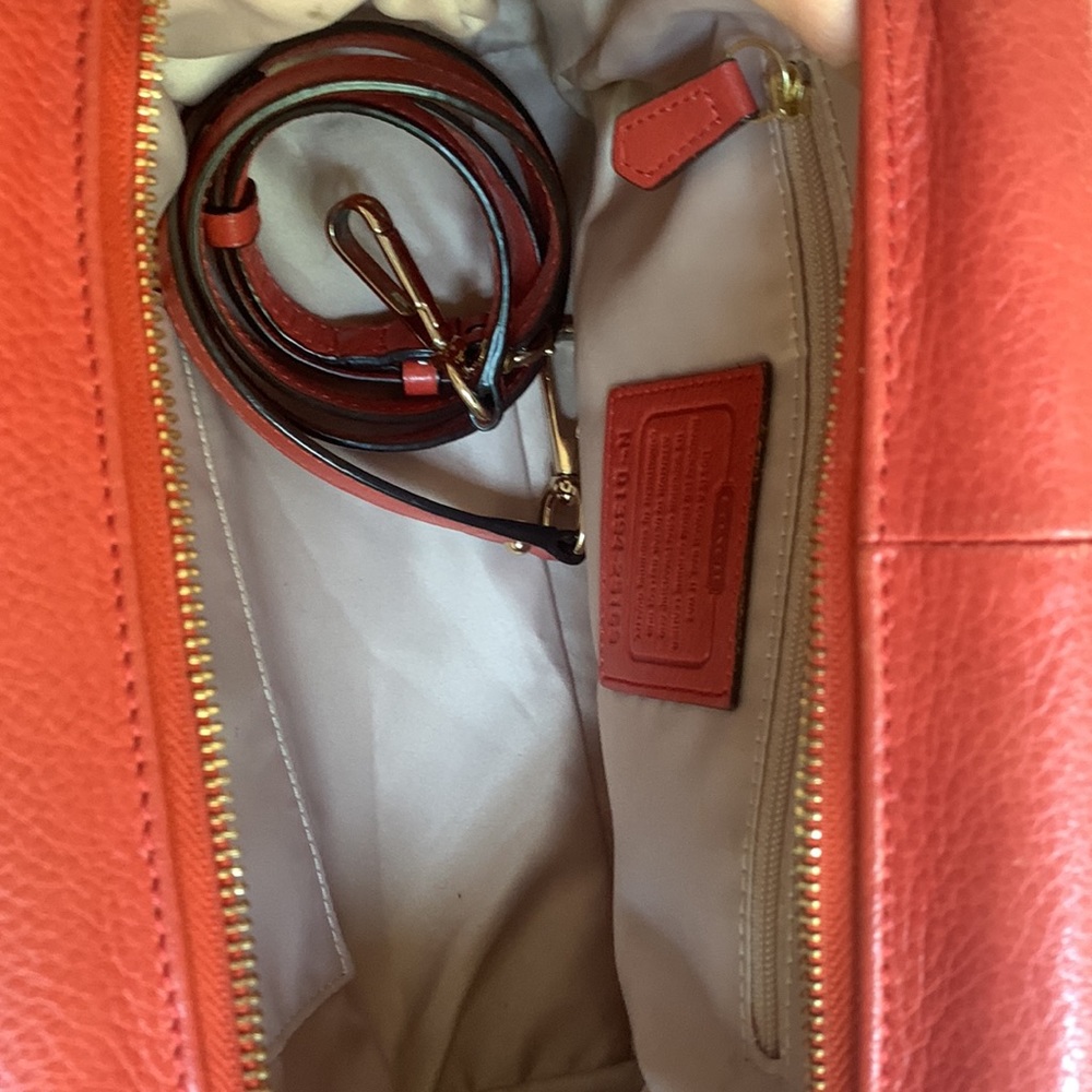 Vintage Coach Shoulder Bag - Picture 3 of 6
